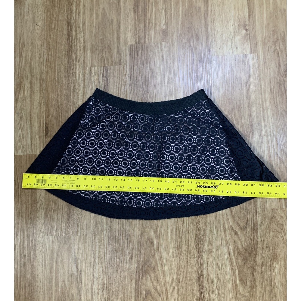 Disney Minnie Rocks The Dots Black Lace Pink Underlay Mini Skirt Elastic XL Jr. - Picture 4 of 7